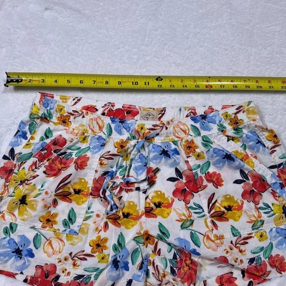 St. John's Bay Floral Linen Women's Shorts - Size Extra Large Tall XL - Picture 6 of 12